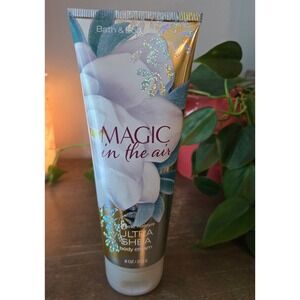 Bath & Body Works Magic in the Air Ultra‎ Shea Body Cream 8 oz